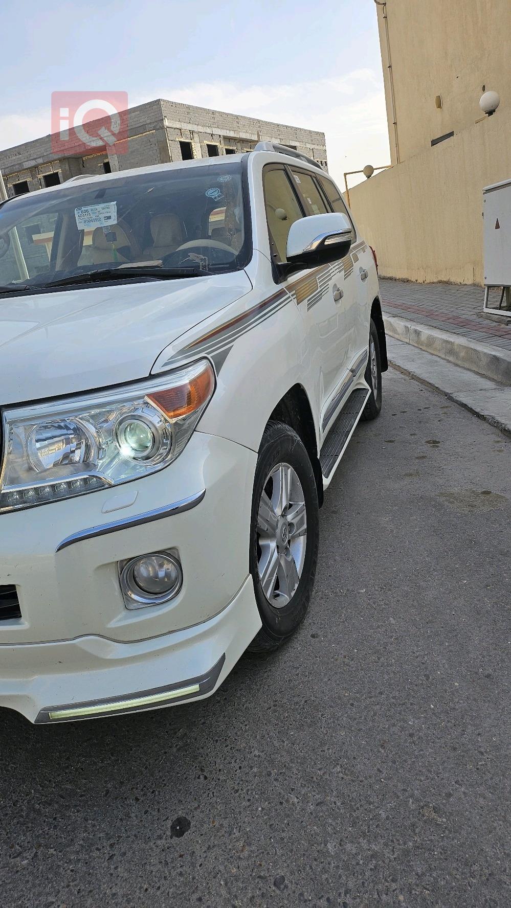 تويوتا لاندكروزر